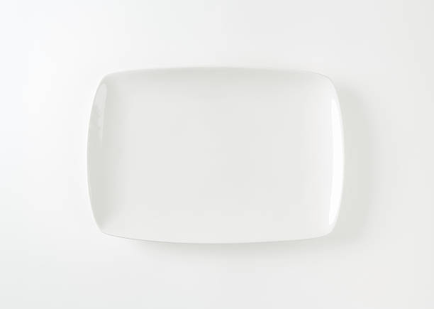 rechteckige weiße porzellan platte - servierschüssel stock-fotos und bilder