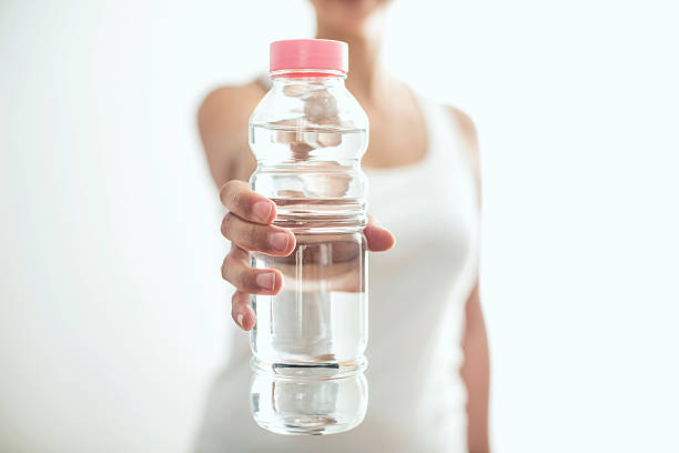 vous avez soif - water bottle water bottle drink photos et images de collection