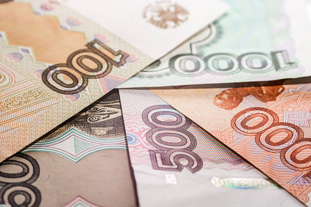 российские деньги рублей банкнот, - valley oak стоковые фото и изображения