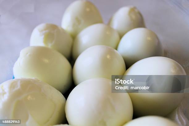Ovos - Fotografias de stock e mais imagens de Alimentação Não-saudável - Alimentação Não-saudável, Amarelo, Animal