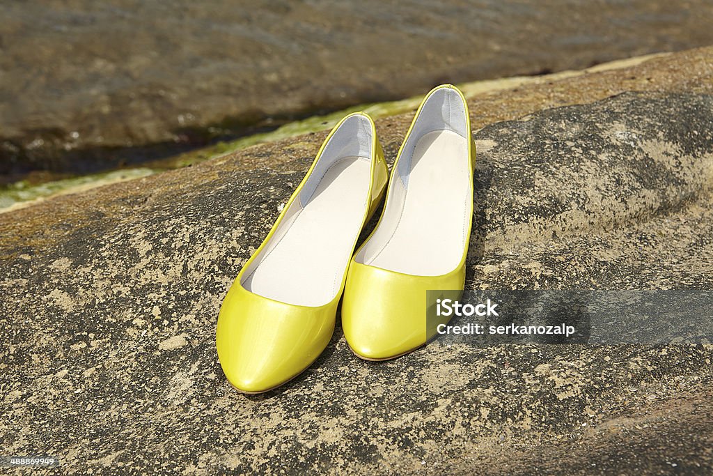 노란색 여자대표 신발 - 로열티 프리 건강한 생활방식 스톡 사진