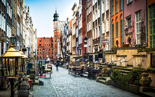 mariacka street in gdansk - gdansk stok fotoğraflar ve resimler