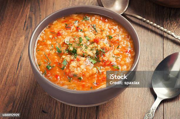 Zuppa Di Pomodoro Con Lenticchie - Fotografie stock e altre immagini di Bulgur - Bulgur, Zuppa, Alimentazione sana