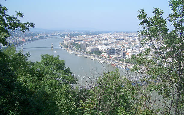 istock Panoramic view of Budapest and the Danube River, Hungary 488902572