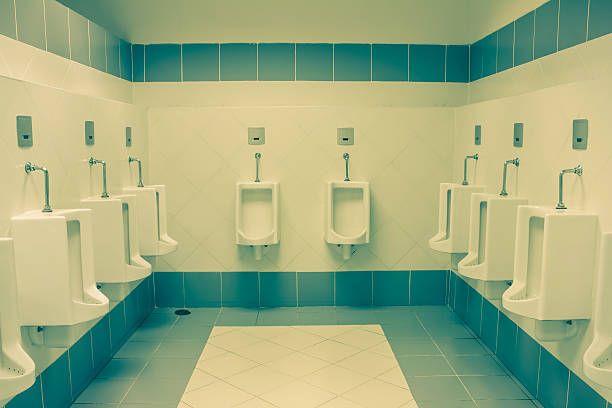 istock Split toning  comfort Toilet Urinals 488947046