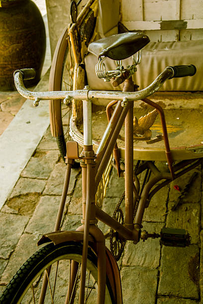 istock Thailand tricycle  vintage style.edit temp and split toning 488947634