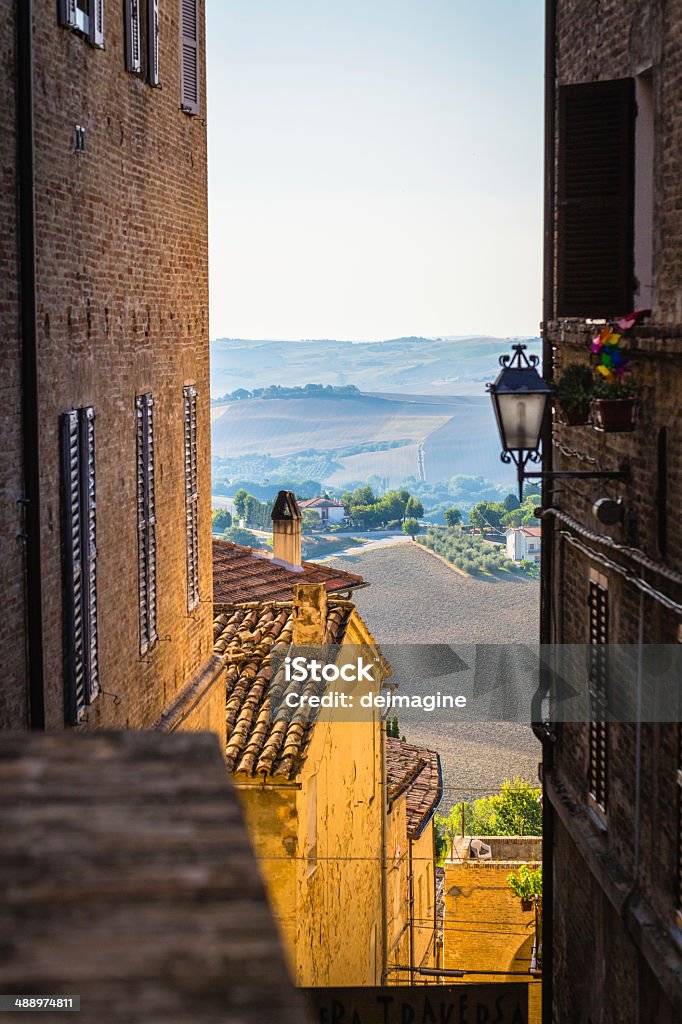 Villaggio rurale italiano - Foto stock royalty-free di Ambientazione esterna