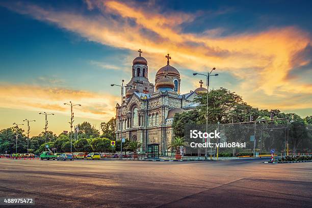 La Catedral De La Asunción En Varna Foto de stock y más banco de imágenes de Bulgaria - Bulgaria, Varna, 2015