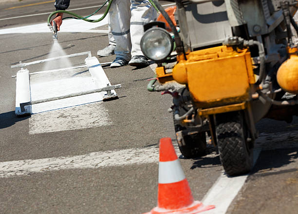 istock Traffic Series: Renew the Road Marking on the Street 488980945