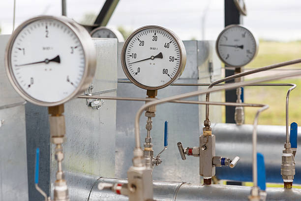 istock Wellhead Pressure Gauge 488988910