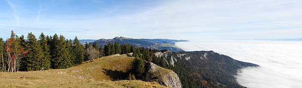 istock Swiss Jura over the fog (Aiguilles de Baulmes) 489004354