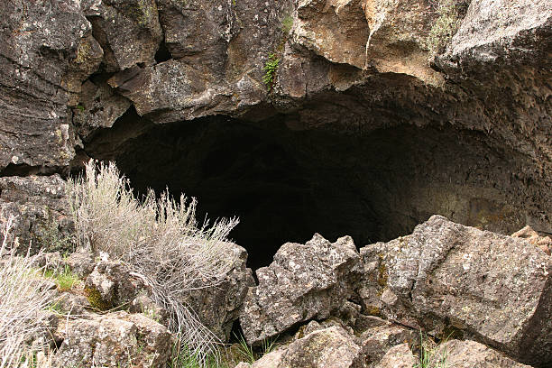 istock Entrance to a Lava Cave 489034262