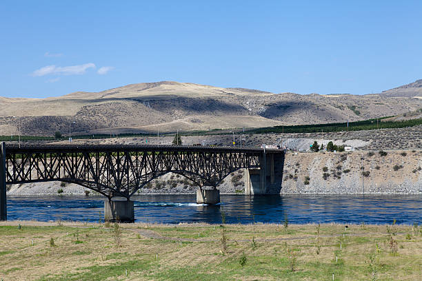 istock Bridge and Barren Hills 489087933