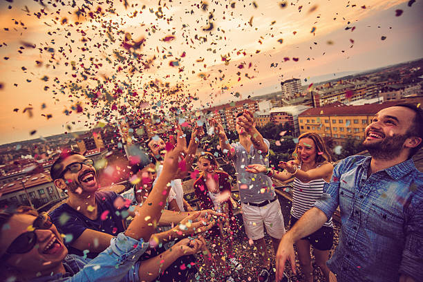 świętowanie życia! - celebration confetti party summer zdjęcia i obrazy z banku zdjęć