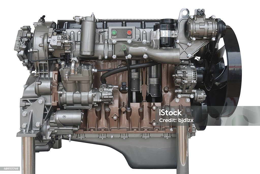 Коммерческий автомобиля двигатель изолированные на белой, с пути - Стоковые фото Machinery роялти-фри