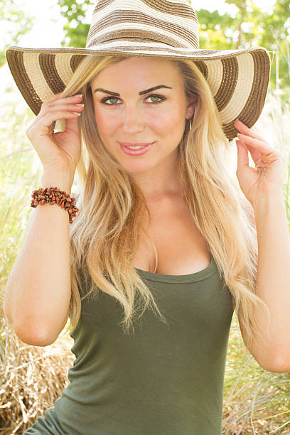istock I love my new hat 489121115