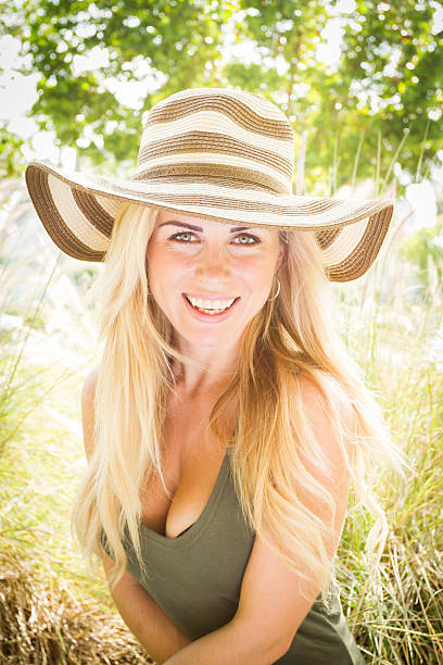 istock I love my new hat 489121127