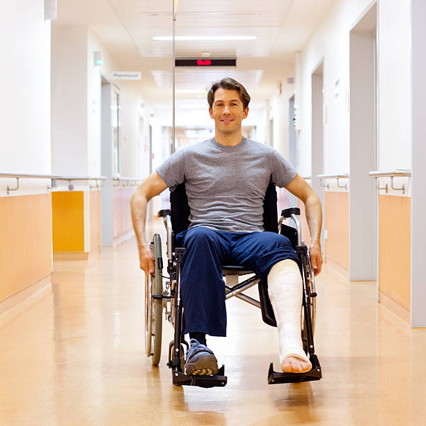 Recovering patient Recovering patienthttp://bit.ly/1fTZld6 broken leg stock pictures, royalty-free photos & images