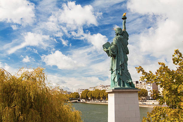 istock Statue of Liberty 489150138