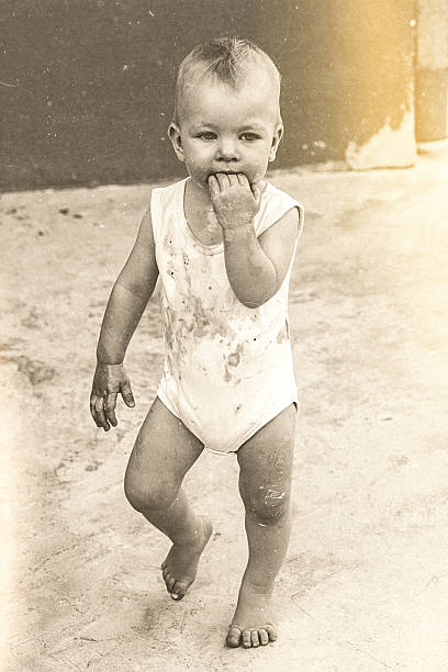 istock Little child wandering aimlessly 489178980