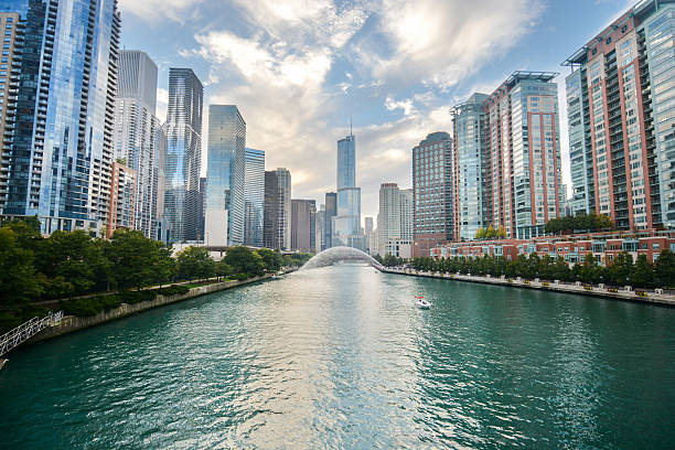 istock Chicago river and Trump Tower 489212308
