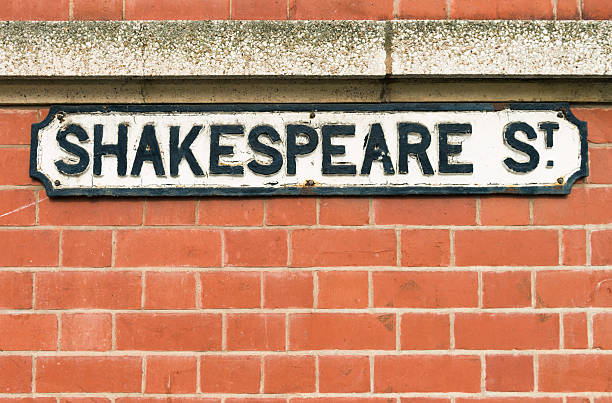 istock Shakespeare Street Sign 489221479