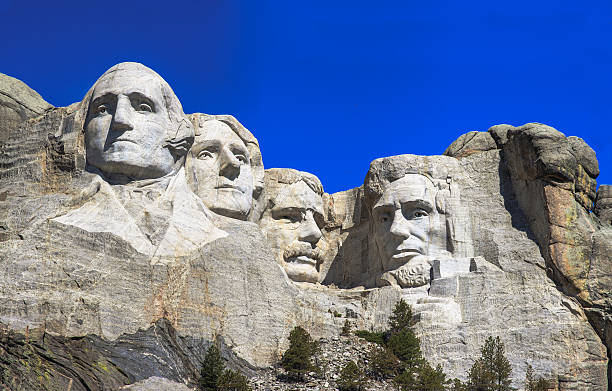 The four presidents at Mount Rushmore in South Dakota George Washington 1st President, Thomas Jefferson 3rd President, Theodore Roosevelt  26th President, Abraham Lincoln  16th President mt rushmore national monument stock pictures, royalty-free photos & images