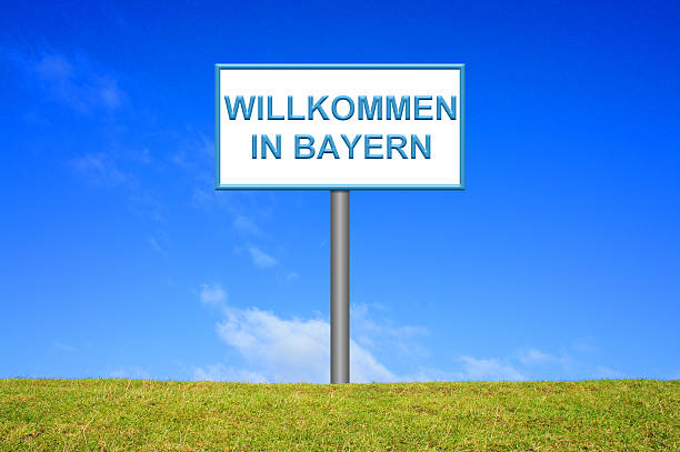 istock Signpost showing welcome to bavaria german 489255336