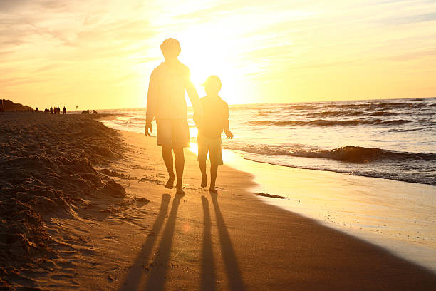 istock Sunset over the sea 489255388