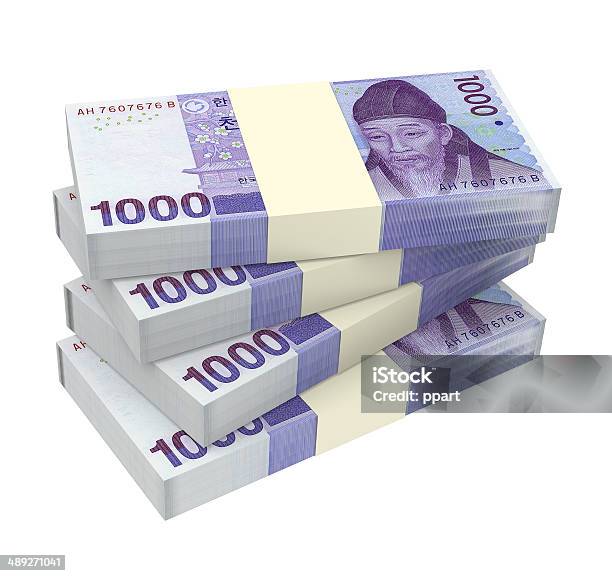 Stos Banknoty O Nominale 1000 Wonów - zdjęcia stockowe i więcej obrazów Banknot - Banknot, Bankowość, Bez ludzi