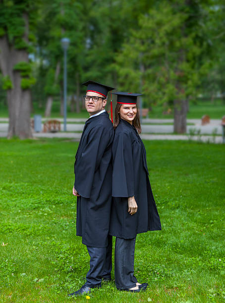 istock Couple in the Graduation Day 489272027