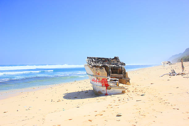 istock The wreckage of a sunken ship 489340930