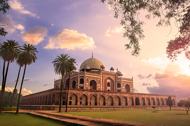 Humayun’s Tomb, Delhi, India - CNGLTRV1109 View of Humayun’s Tomb at Sunrise. Humayun’s Tomb is fine example of Great Mughal architecture, UNESCO World Heritage, Delhi, India. delhi stock pictures, royalty-free photos & images