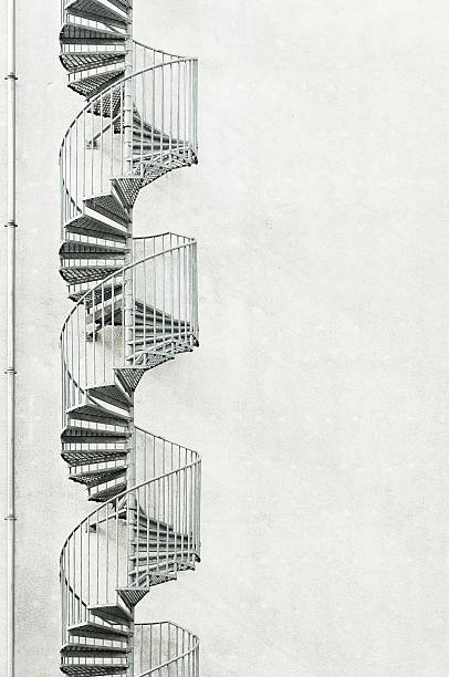 wendeltreppe - feuerverzinkt imagens e fotografias de stock