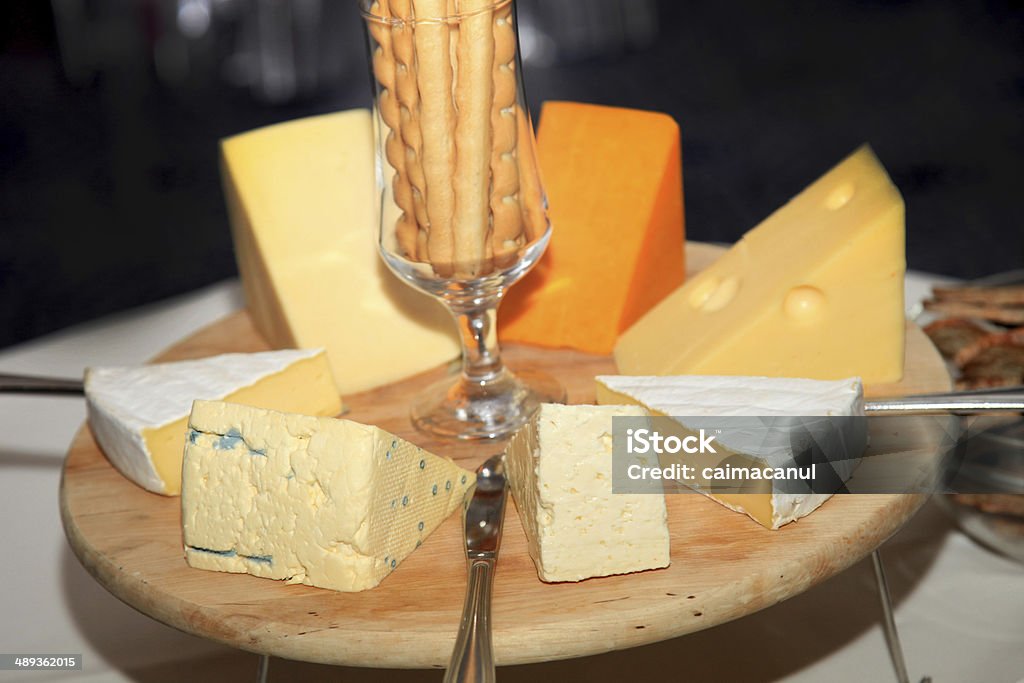 Сырная тарелка - Стоковые фото Камамбер роялти-фри