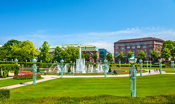 istock Water fountain on Friedrichsplatz square in Mannheim - Ge 489387498