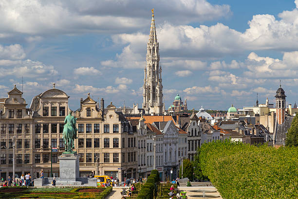 istock Mont des Arts gardens in Brussels, Belgium 489425546