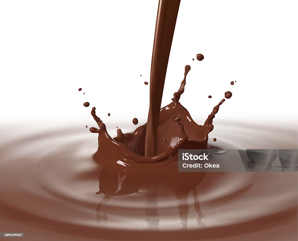 El vertido de chocolate - Foto de stock de Leche con chocolate libre de derechos