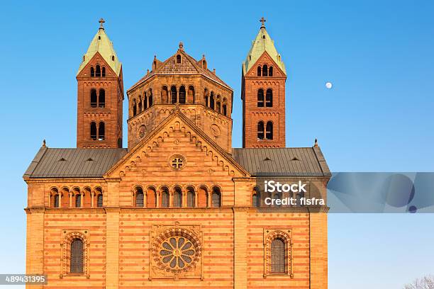 Foto de Catedral De Speyer No Dia Ensolarado Alemanha e mais fotos de stock de Castelo Pfalzgrafenstein - Castelo Pfalzgrafenstein, Imperador, Alemanha