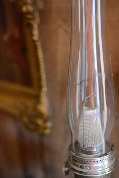 istock lamp with picture in background 489480750