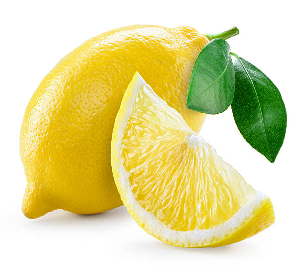 limón con deja aislado en blanco - slice of lemon fotografías e imágenes de stock