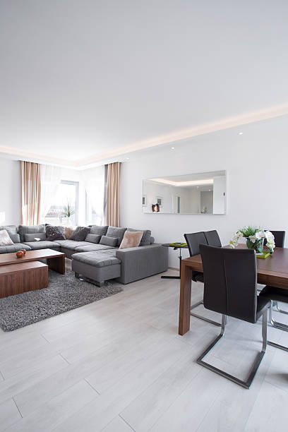 istock Bright family room 489568648