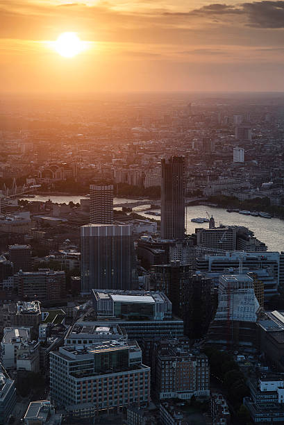 istock Sumer sunset over River Thames in London 489606540