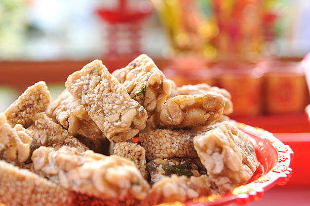 istock Sweet nutty snack in Chinese style wedding ceremony 489640356