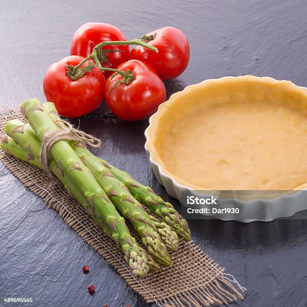 Green Asparagi Tart With Eggs And Tomato Stock Photo - Download Image Now - Asparagus, Baked, Baked Pastry Item