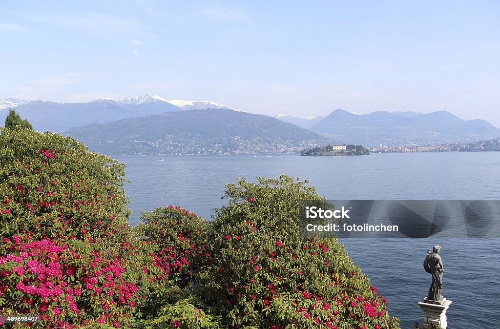 Borromäische Inseln im See Lago Maggiore - Lizenzfrei Alpen Stock-Foto