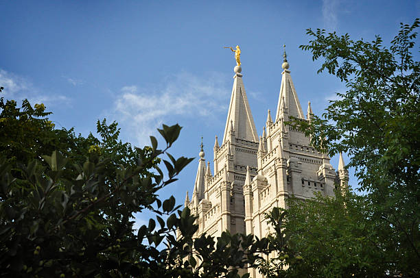 templo mórmon de salt lake city () - temple mormonism salt lake city temple square - fotografias e filmes do acervo