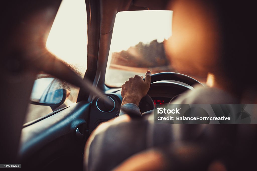 Homem dirigindo carro - Foto de stock de Dirigir royalty-free