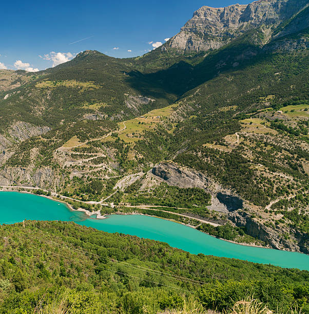 istock Lake of Serre-Poncon (French Alps) 489775572