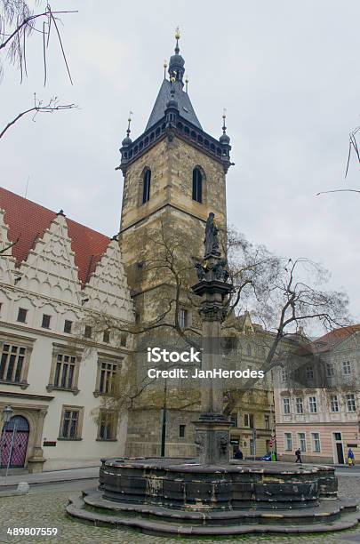 Nova Câmara Municipal De Praga - Fotografias de stock e mais imagens de Antigo - Antigo, Arquitetura, Arte